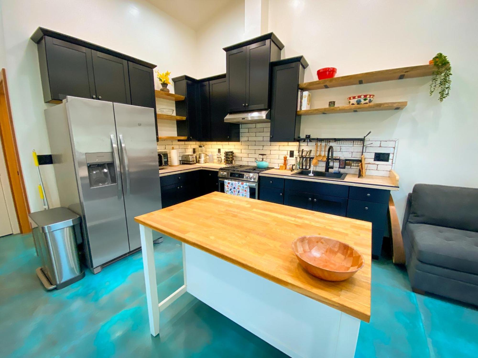 New, Modern, Country-feel, Close To