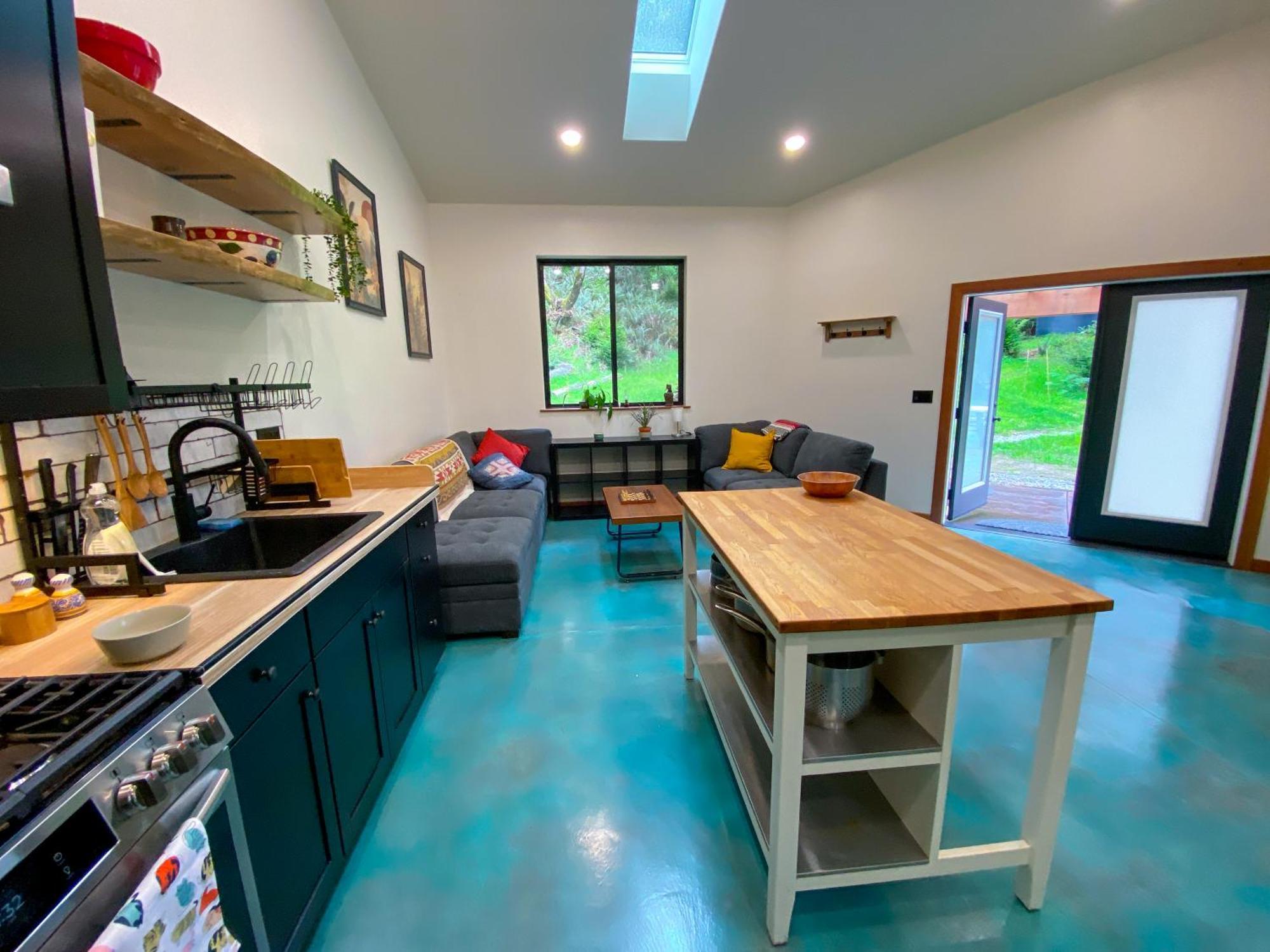 Apartment New, Modern, Country-feel, Close To Arcata
